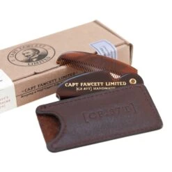 Captain Fawcett's Skinnetui Til Bartekam / Mustasjekam